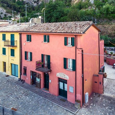 La Locanda Del Povero Diavolo Torriana Exterior photo