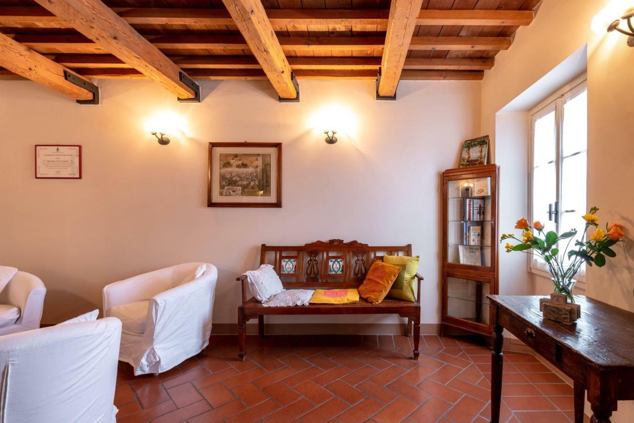 La Locanda Del Povero Diavolo Torriana Exterior photo