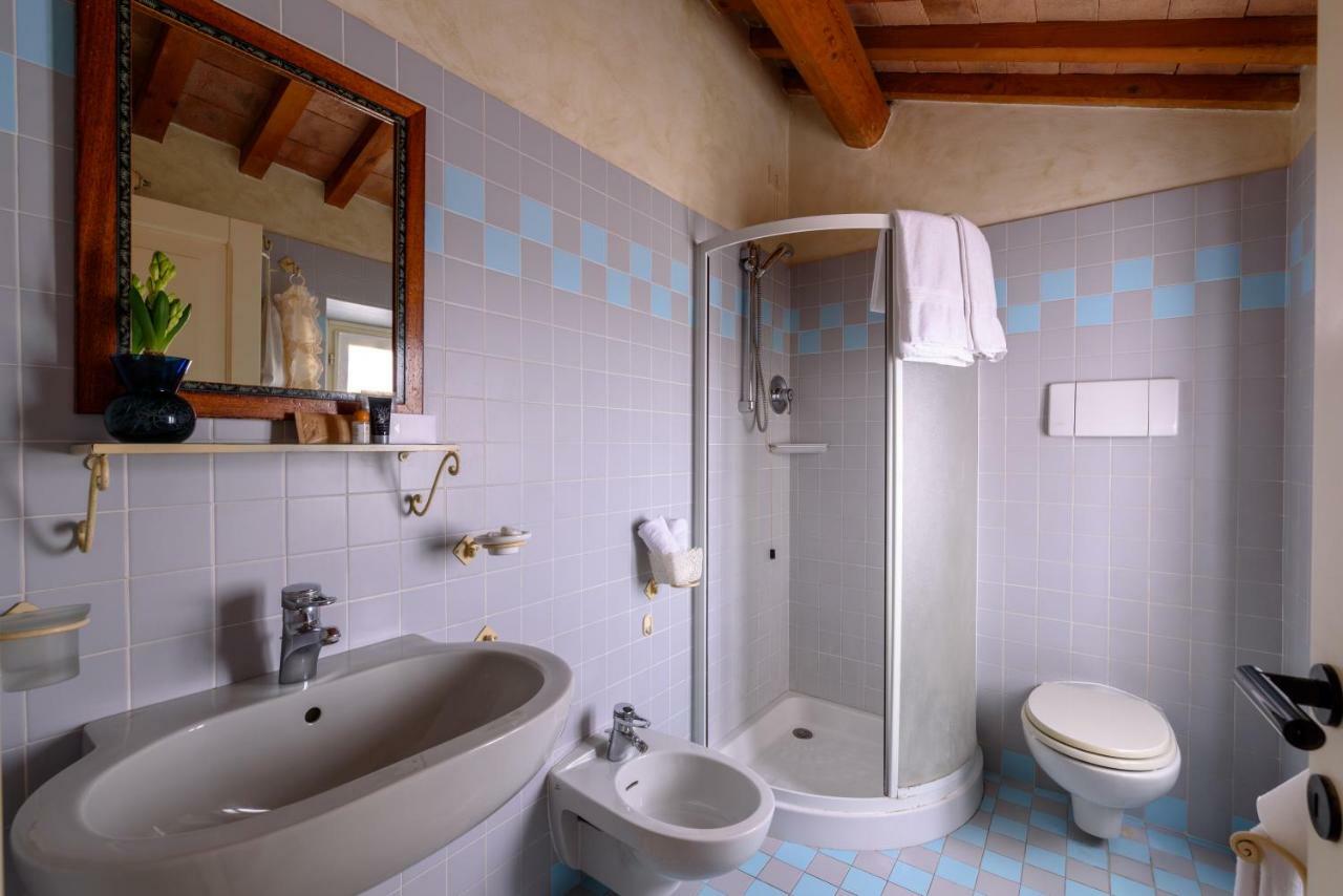 La Locanda Del Povero Diavolo Torriana Exterior photo